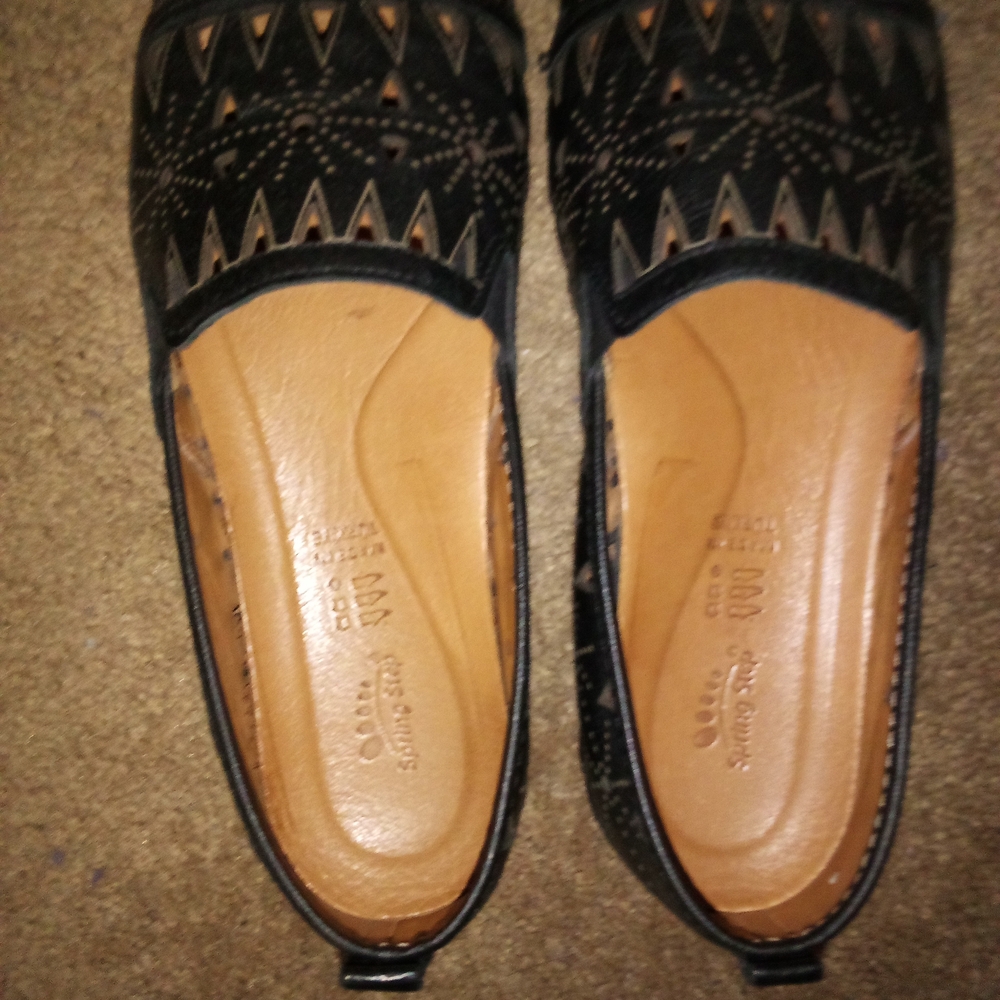 Spring Step Black Fusaro Flats